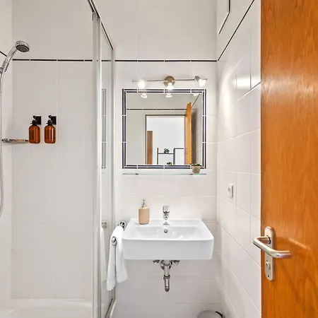 דירה Goltan - 9 Personen, 3 Baeder, Parkplatz, Wifi *