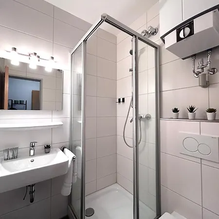 Goltan - 9 Personen, 3 Bäder, Parkplatz, Wifi Appartement *