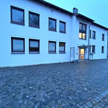 Goltan - 9 Personen, 3 Bäder, Parkplatz, Wifi *